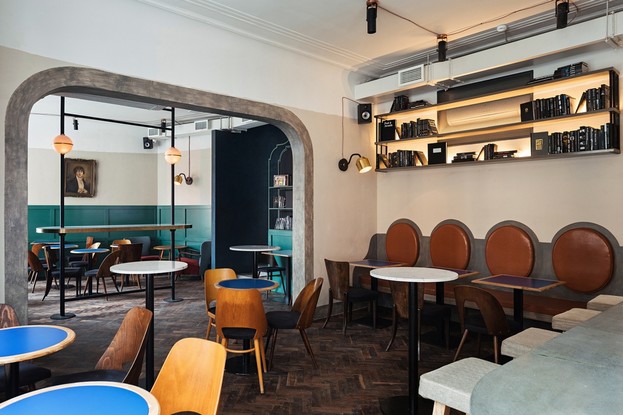 бар «Black Books bar», Санкт-Петербург